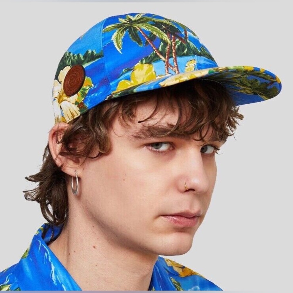 Gucci Cap New with Tags UNISEX